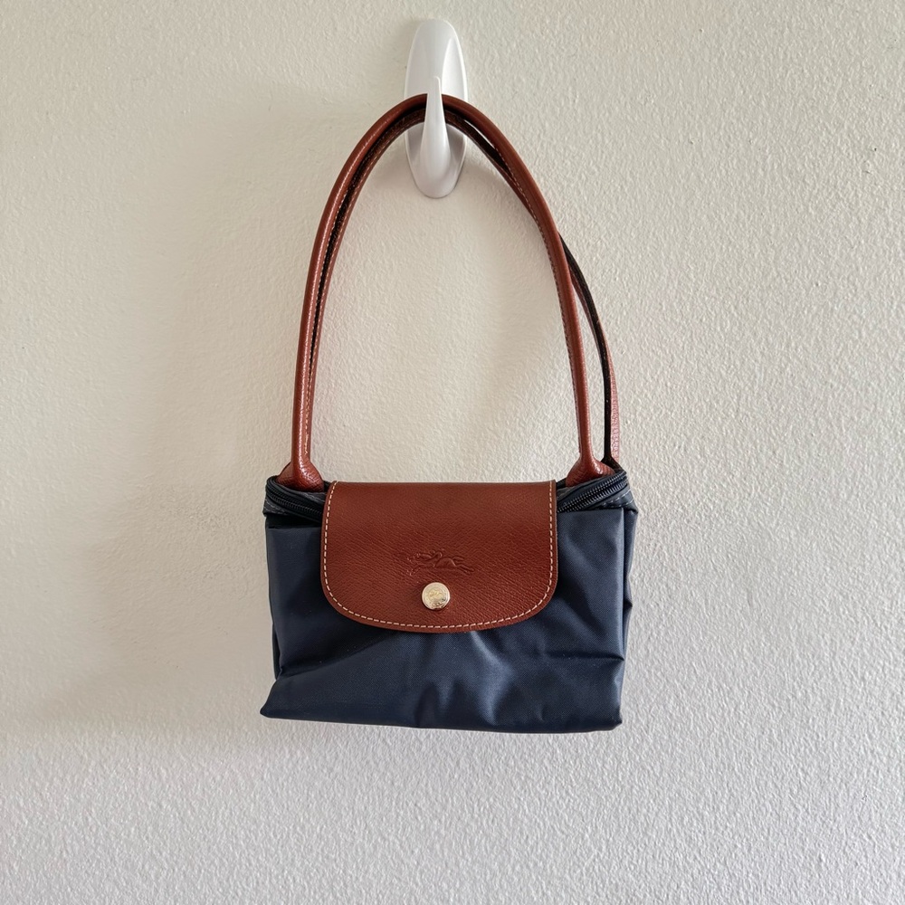 Longchamp Le Pliage Shopping Medium Tote Bag - Picture 5 of 12